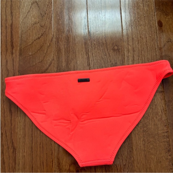 Triangl floral multicolor neoprene bikini top - Picture 12 of 13